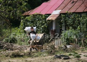 sinistrati inundatie-FotoPress24-Mihai Neacsu  (5)