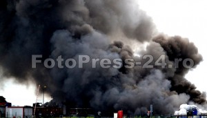 incendiu-Drumul-23-în-spatele-Arpechim-FotoPress24 (1)