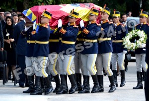 Funeraliile reginei Ana-foto-Mihai Neacsu-FotoPress-24ro (85)