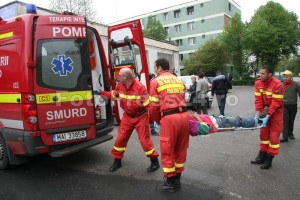 femeie lovita pe trecere-fotopress24.ro