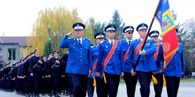 Colonelul Lupescu inspector şef al Jandarmeriei Argeş prezent la