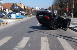 autoturism răsturnat pe cale București, Pitești