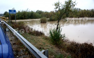 inundatie_pod brosteni_costesti si stirci. (10)