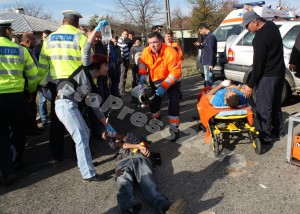 fotopress24  Mihai Neacsu accident 6 victime pod brosteni (13)