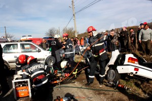fotopress24  Mihai Neacsu accident 6 victime pod brosteni (17)