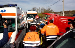 fotopress24  Mihai Neacsu accident 6 victime pod brosteni (18)