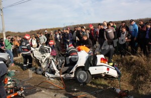 fotopress24  Mihai Neacsu accident 6 victime pod brosteni (5)