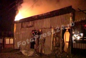 incendiu garaj bascov (1)