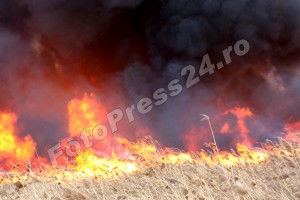 incendiu  stuf Pitesti-foto-Mihai  Neacsu