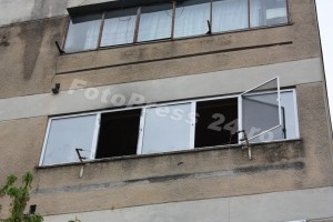 incendiu apartament Razboieni-foto-Mihai Neacsu (3)