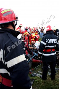 accident Albota 3 morti-FotoPress24.ro-Mihai Neacsu (16)