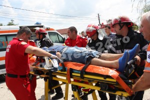 accident C.Dragasani-aleea Sperantei-FotoPress24.ro-Mihai Neacsu  (2)