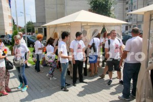 gest umanitar-FotoPress24.ro-Mihai Neacsu (2)