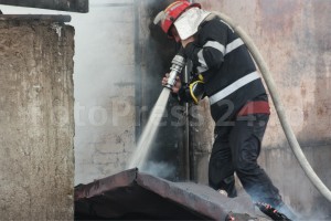 incendiu-Gavana str.Morii-FotoPress24.ro-Mihai Neacsu  (14)