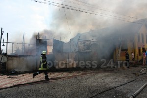 incendiu-Gavana str.Morii-FotoPress24.ro-Mihai Neacsu  (9)