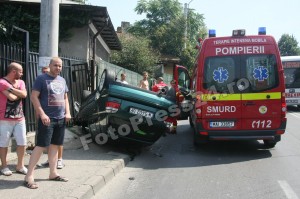 accident str.Zmeurei-FotoPress24.ro-Mihai Neacsu (1)