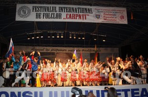 finalul_festivalului-international-de-folclor-fotopress24.ro  (70)