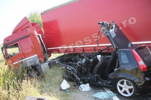 accident mortal A1-FotoPress24.ro-Mihai Neacsu (19)