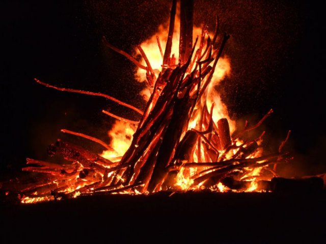 Sărbătoarea „Focul lui Sumedru”