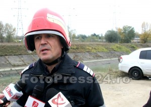 masina -cazuta -riu-FotoPress24.ro-Mihai Neacsu (10)