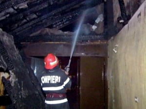incendiu vila Rociu-FotoPress24 (11)
