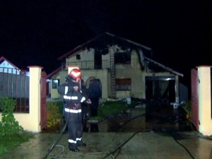 incendiu vila Rociu-FotoPress24 (9)
