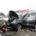 incendiu auto Geamana-Bradu-foto-Mihai Neacsu (13)