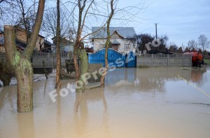 inundatie-foto-Mihai Neacsu (2)