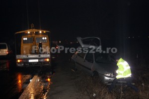 accident vis-a-vis de firma Ford-foto-Mihai Neacsu   (11)