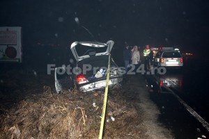 accident vis-a-vis de firma Ford-foto-Mihai Neacsu   (3)
