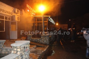 incendiu restaurant orhideea-prundu-foto-Mihai Neacsu   (3)