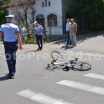 accident biciclist giratoriu Banat-fotopress24.ro-Mihai Neacsu (2)