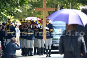 Funeraliile reginei Ana-foto-Mihai Neacsu-FotoPress-24ro (83)
