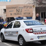 Protestatari la sediul PSD Arges-FotoPress-24r (4)