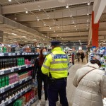 Acțiune a polițiștilor și jandarmilor în baruri, restaurante și supermarketuri (3)