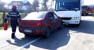Accident rutier între un autoturism și un autobuz în comună Corbi, sat Corbsori