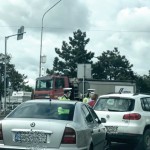 Două autoturisme s-au ciocnit la giratoriu de la Vama Pitești (3)