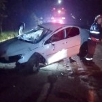Accident cu două mașini pe raza localității Poiana Lacului (1)