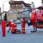 Femeie trimisă cu elicopterul la Bucureşti (3)