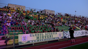 Spectacol pe stadionul din Mioveni (8)