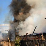Incendiu provocat intenţionat la Dârmăneşti (6)