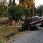 Oameni loviţi de maşină în faţa casei (4)