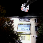Incendiu violent la un apartament din Pitești (3)