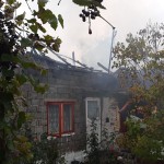 Incendiu violent într-o gospodărie din Hârtiești (2)