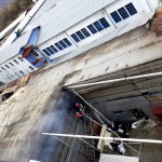 Pericol de explozie la un service auto din Curtea de Argeș (7)