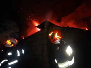 Incendiu la Primăria localității Beleți-Negrești (6)