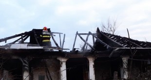 Incendiu casă comuna Topana (1)