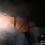 Incendiu puternic la o casă din localitatea Oarja (3)
