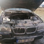  BMW X5 în flăcări la Buzoeşti  (1)