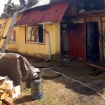 Incendiu la o casă din comuna Stoenești (3)